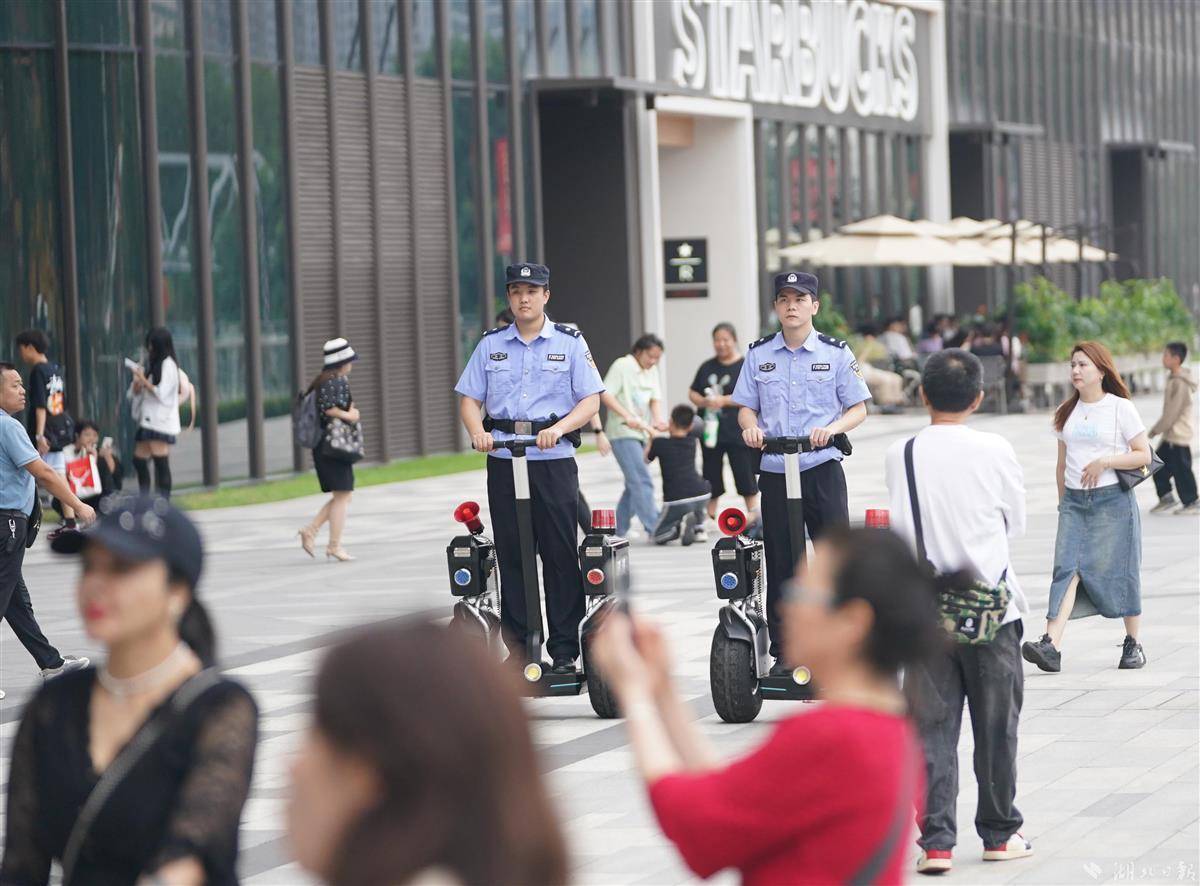 一角钱扎金花